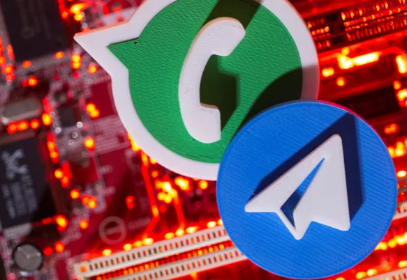 Rusia Batasi Pengguna WhatsApp dan Telegram Terkait Perang Ukraina